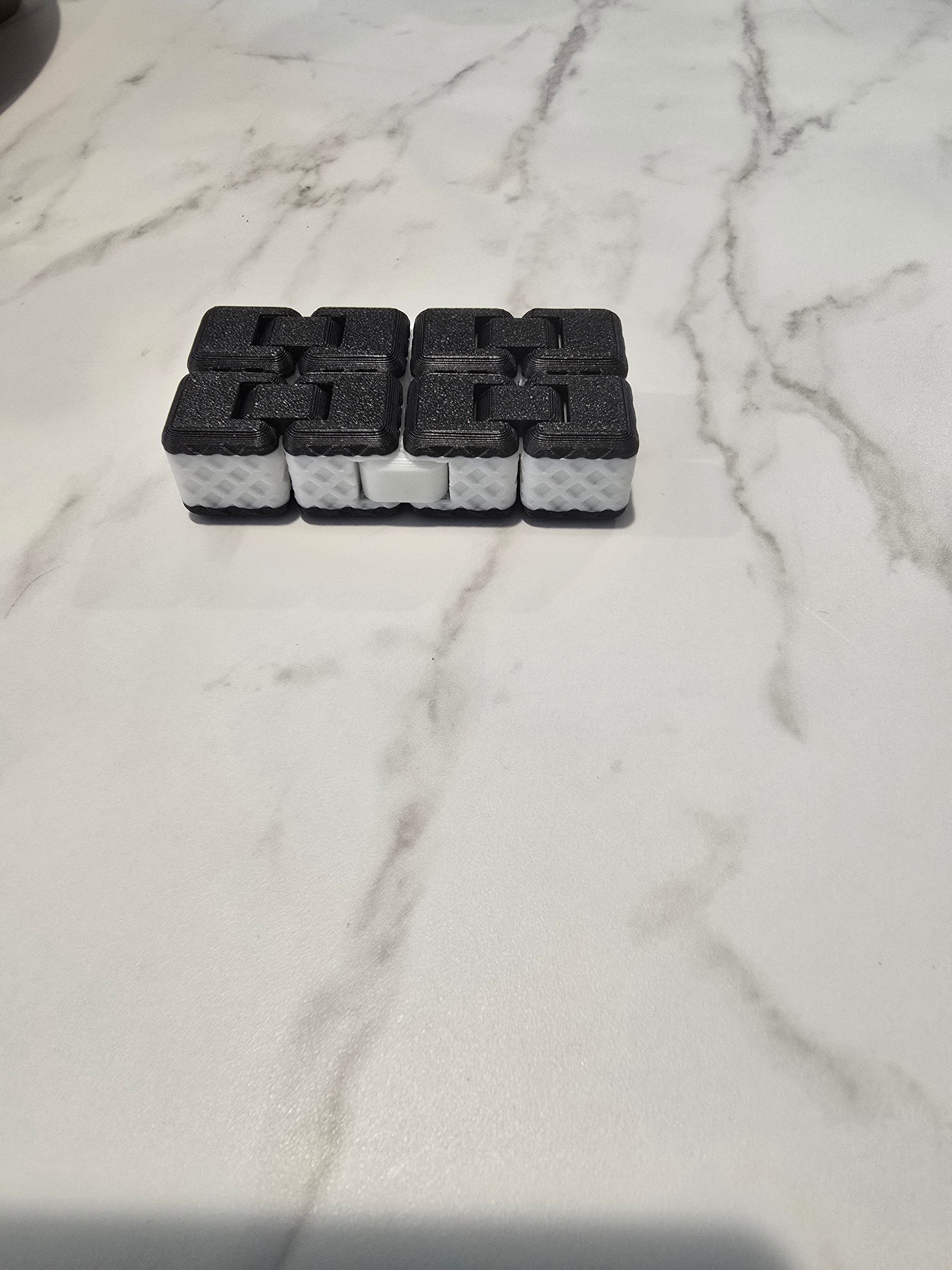 3D-Printed Infinity Cube Fidget – Colorful PLA Desk Toy